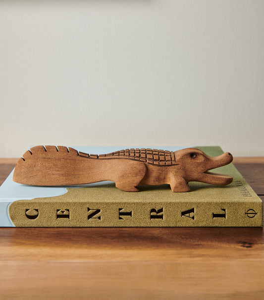 WOODEN ALLIGATOR