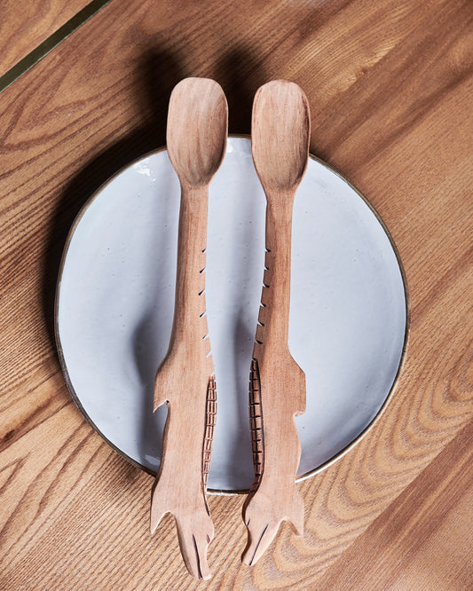 Handmade, hand carved wood, wooden animal serving spoons. One-of-a-kind, unique tabletop home décor. Artisan made serveware out of Carob wood in Corrientes, Argentina. Alligators.